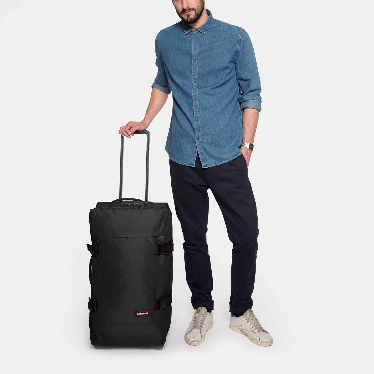 Eastpak Reisetasche mit Rollen Tranverz M Black